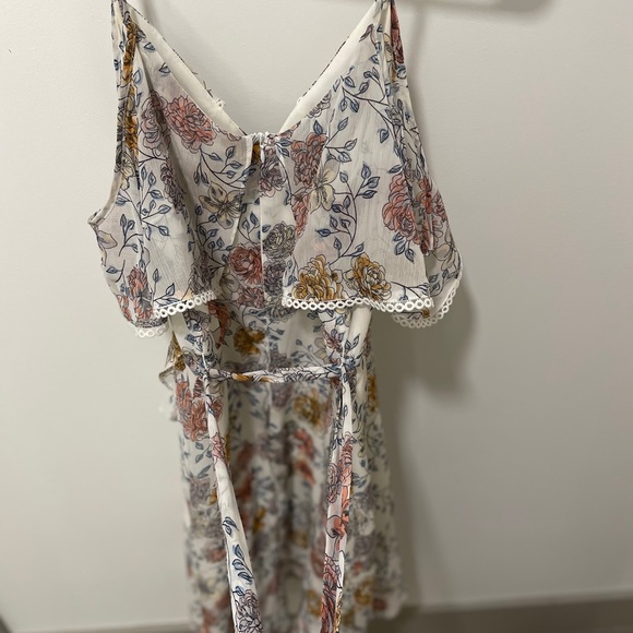 Dress - Picture 5 of 6